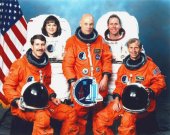 Załoga STS-80